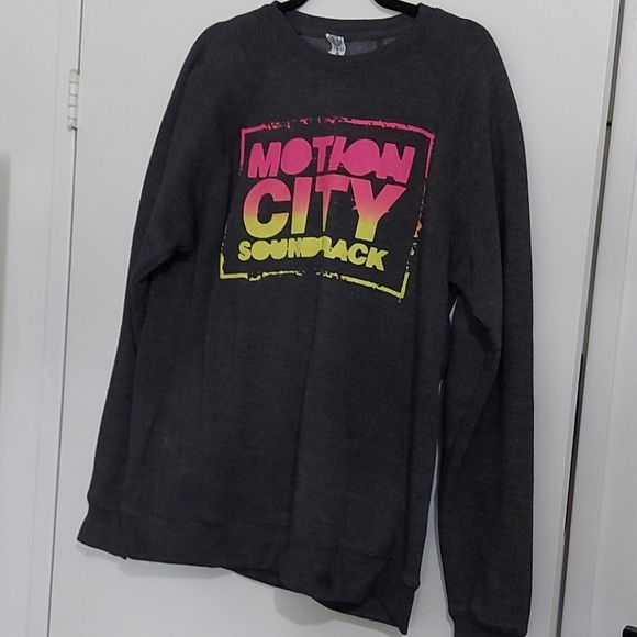 Motion City Soundtrack Sweatshirt - Picture 1 of 5